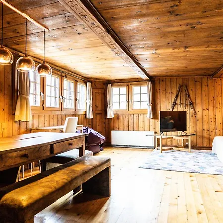 Ferienwohnung In Historischem Walliserhaus, *